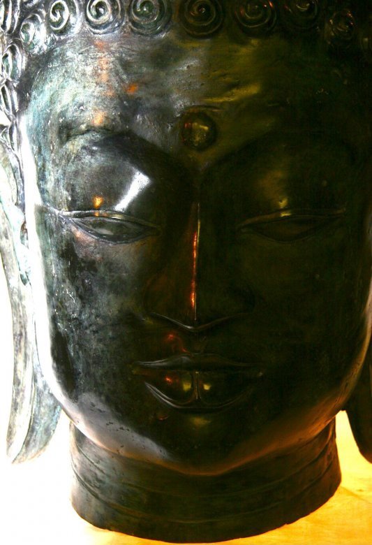 B003 China Thai Buddha Kopf Feng Shui Figur  H 6 cm 