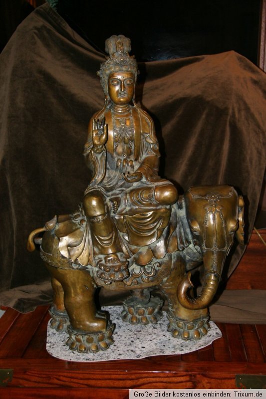 Chinesischer Guanyin Buddha aus Bronze