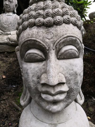 Buddha Kopf aus Beton, 65 cm