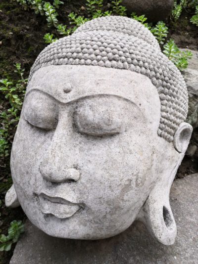 Buddha Gesicht aus Stein, 45 cm Material: Stein Maße: 45 x 38 cm Gewicht: 30kg