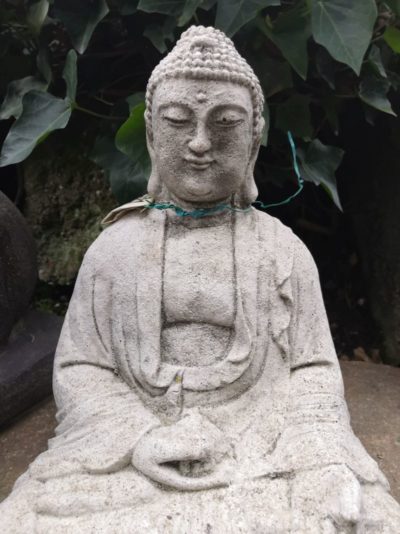 Buddha aus Beton, 25 cm Material: Beton Maße: 25 x 15 cm Gewicht: 10 kg