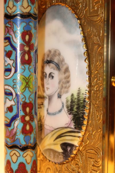 Cloisonné Uhr, 53 x 28 x 16cm