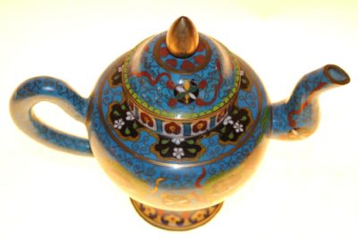 Chinesische Teekanne aus Cloisonné, ca. 75 Jahre alt, 19,5 x 23 x 13 cm